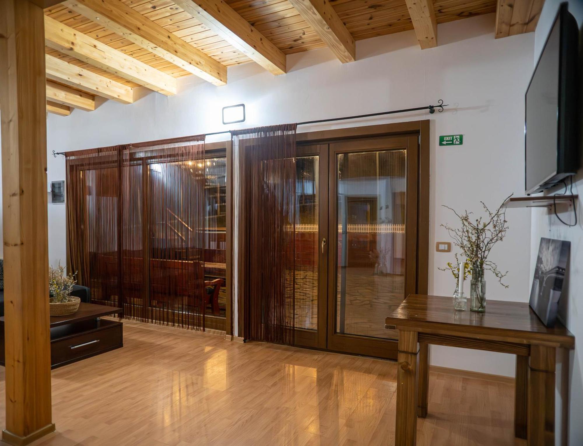 Green Property Dofteana Exterior foto